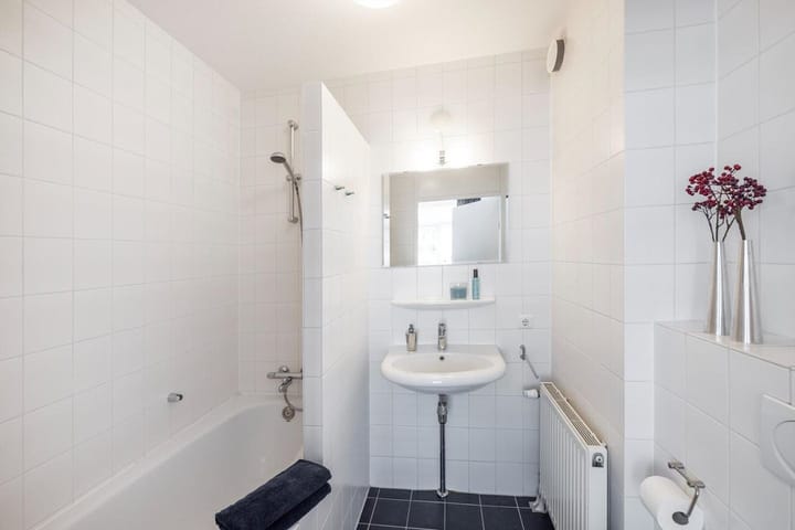 Photo 33 of Burgemeester Kolfschotenlaan 15