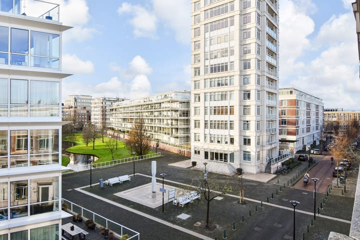 Photo 44 of Burgemeester Kolfschotenlaan 15