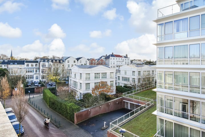 Photo 45 of Burgemeester Kolfschotenlaan 15