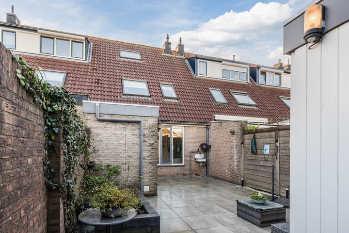 Photo 44 of Tymonskroft 19