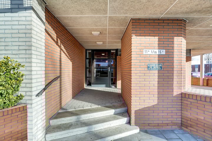 Photo 4 of Pinksterbloem 11-A