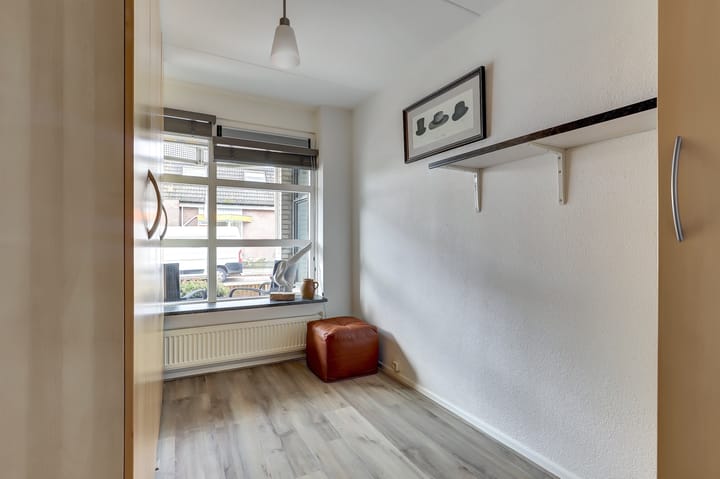 Photo 15 of Pinksterbloem 11-A