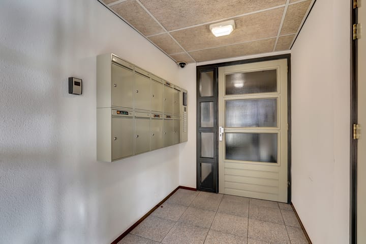 Photo 28 of Pinksterbloem 11-A