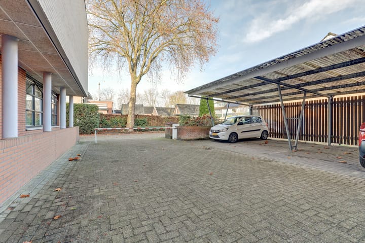 Photo 31 of Pinksterbloem 11-A