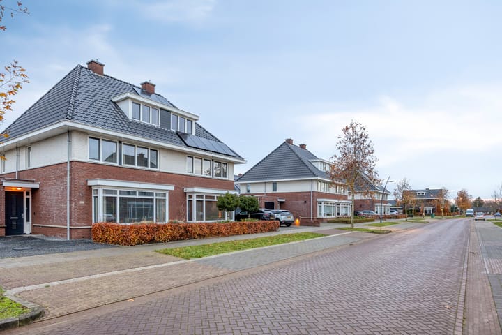 Photo 52 of Vaandriglaan 22