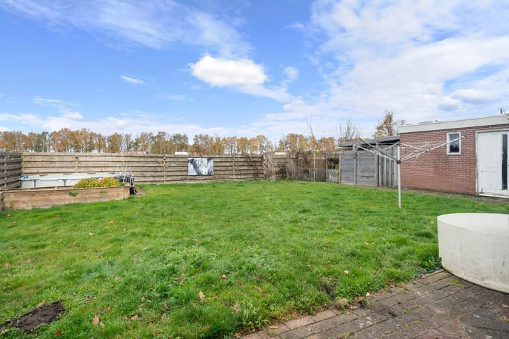 Photo 37 of Verlengde van Echtenskanaal NZ 120