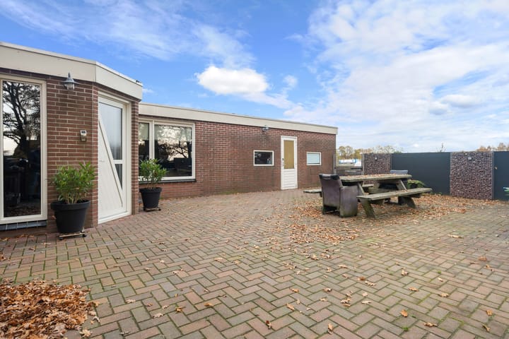 Photo 41 of Verlengde van Echtenskanaal NZ 120