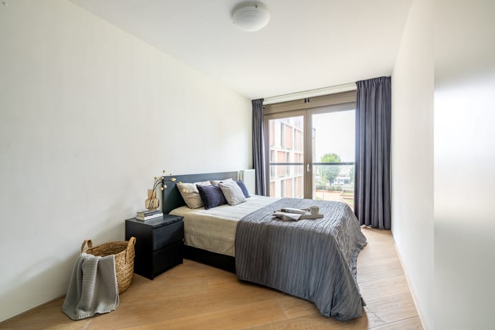 Photo 4 of Teakhout 14-A