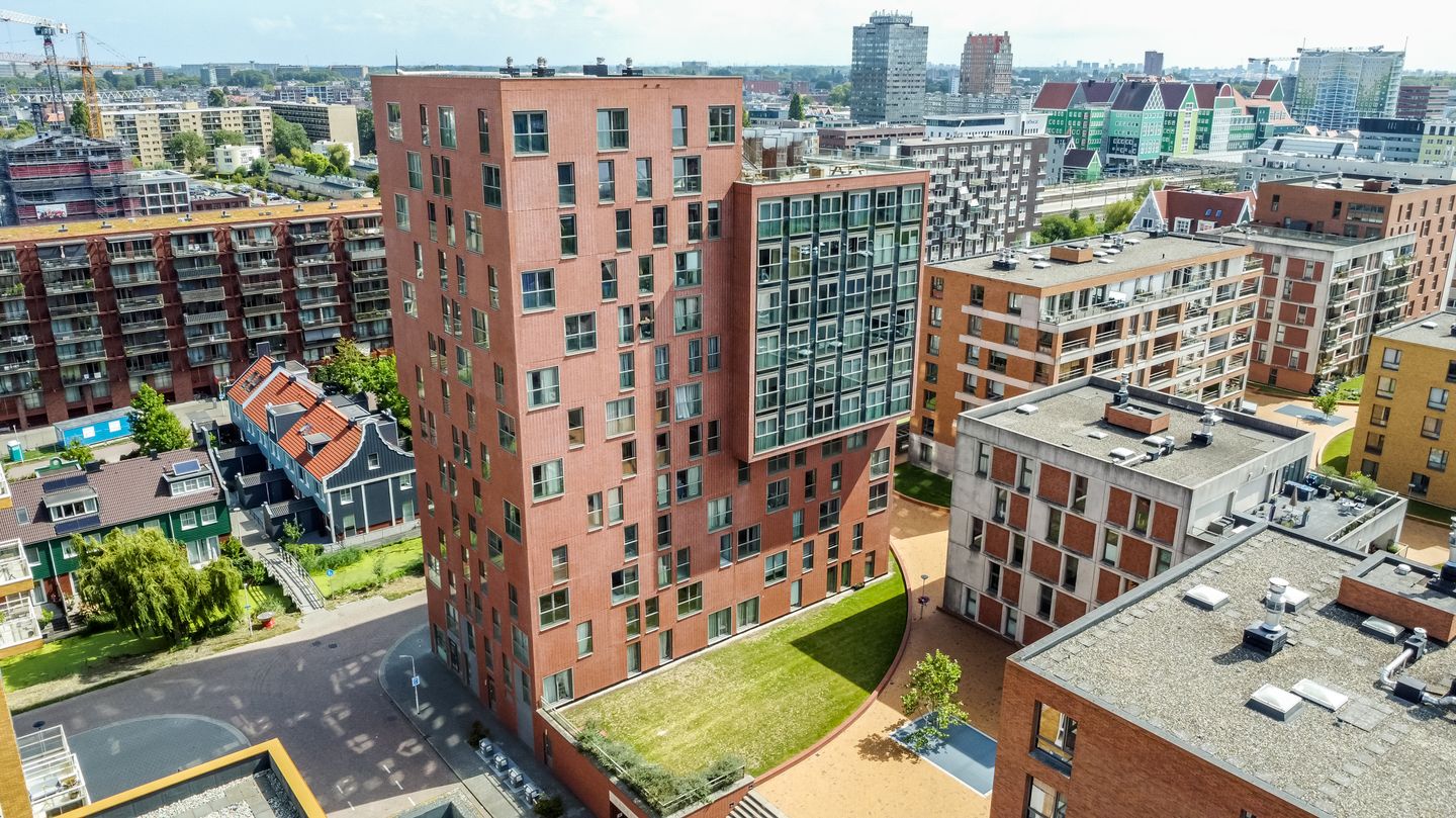 Photo 5 of Teakhout 14-A