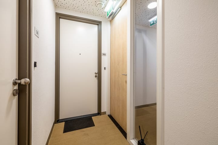 Photo 11 of Teakhout 14-A