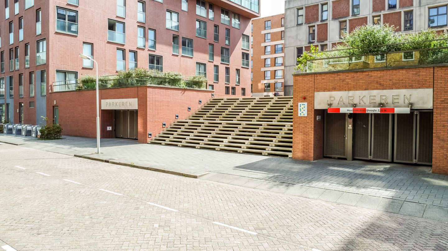 Photo 35 of Teakhout 14-A