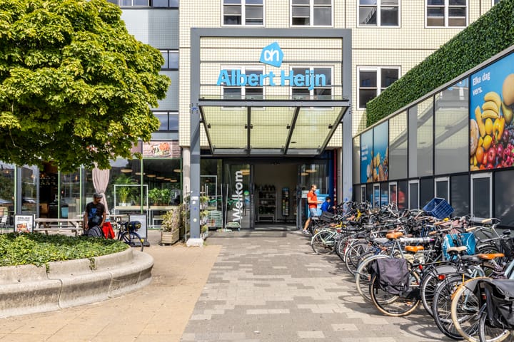 Photo 39 of Teakhout 14-A