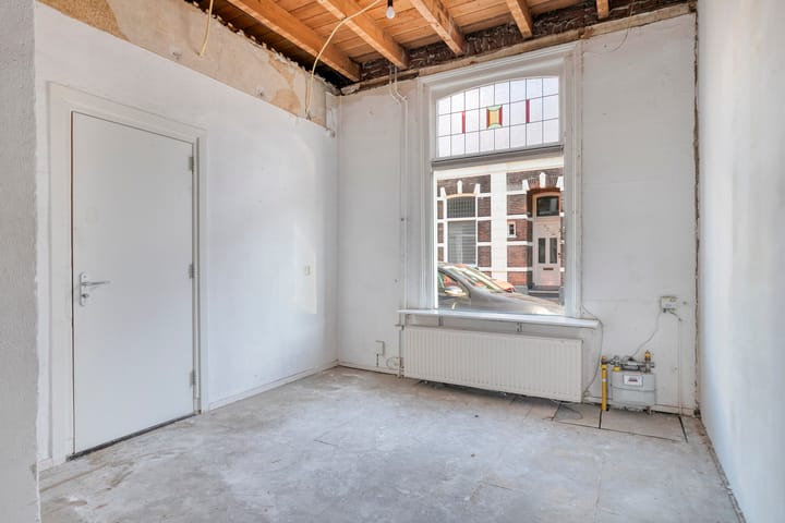 Photo 4 of Van Ittersumstraat 68