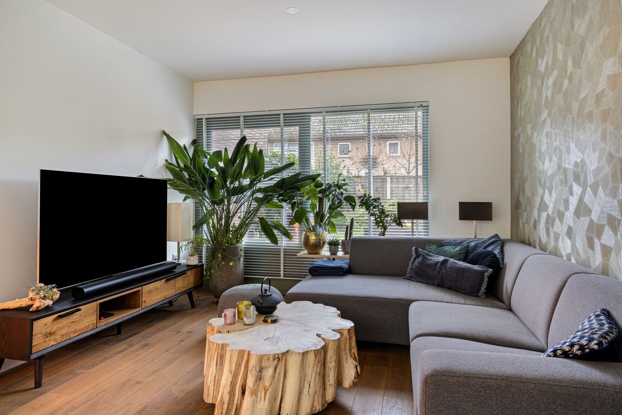 Foto 9 van Titus Brandsmastraat 69