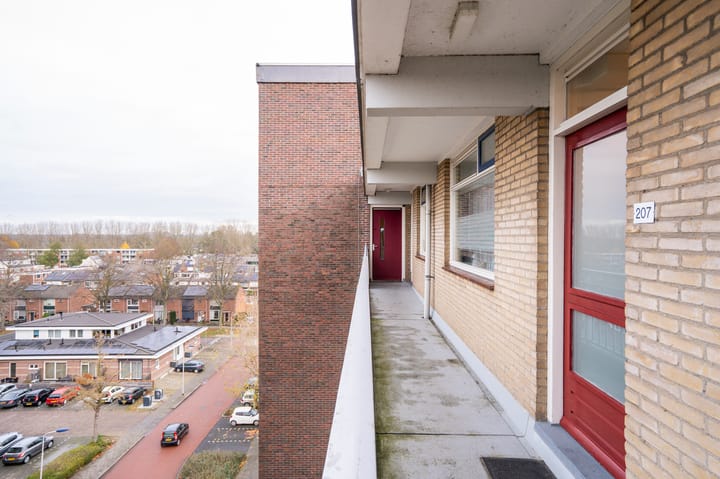 Foto 6 van Chopinplein 207