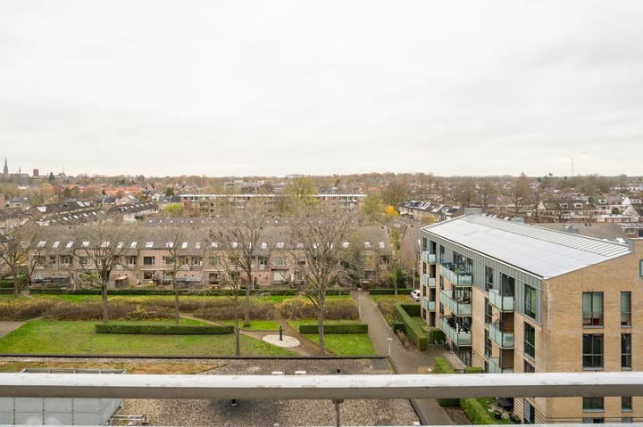 Foto 25 van Chopinplein 207