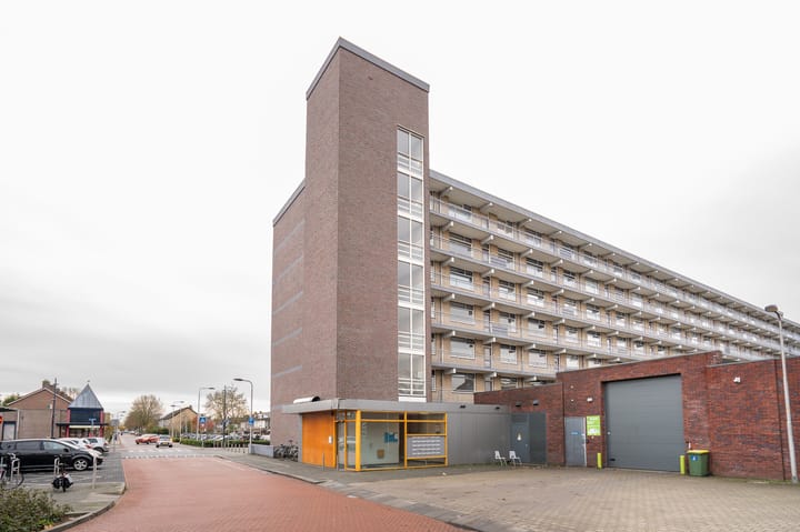 Foto 28 van Chopinplein 207