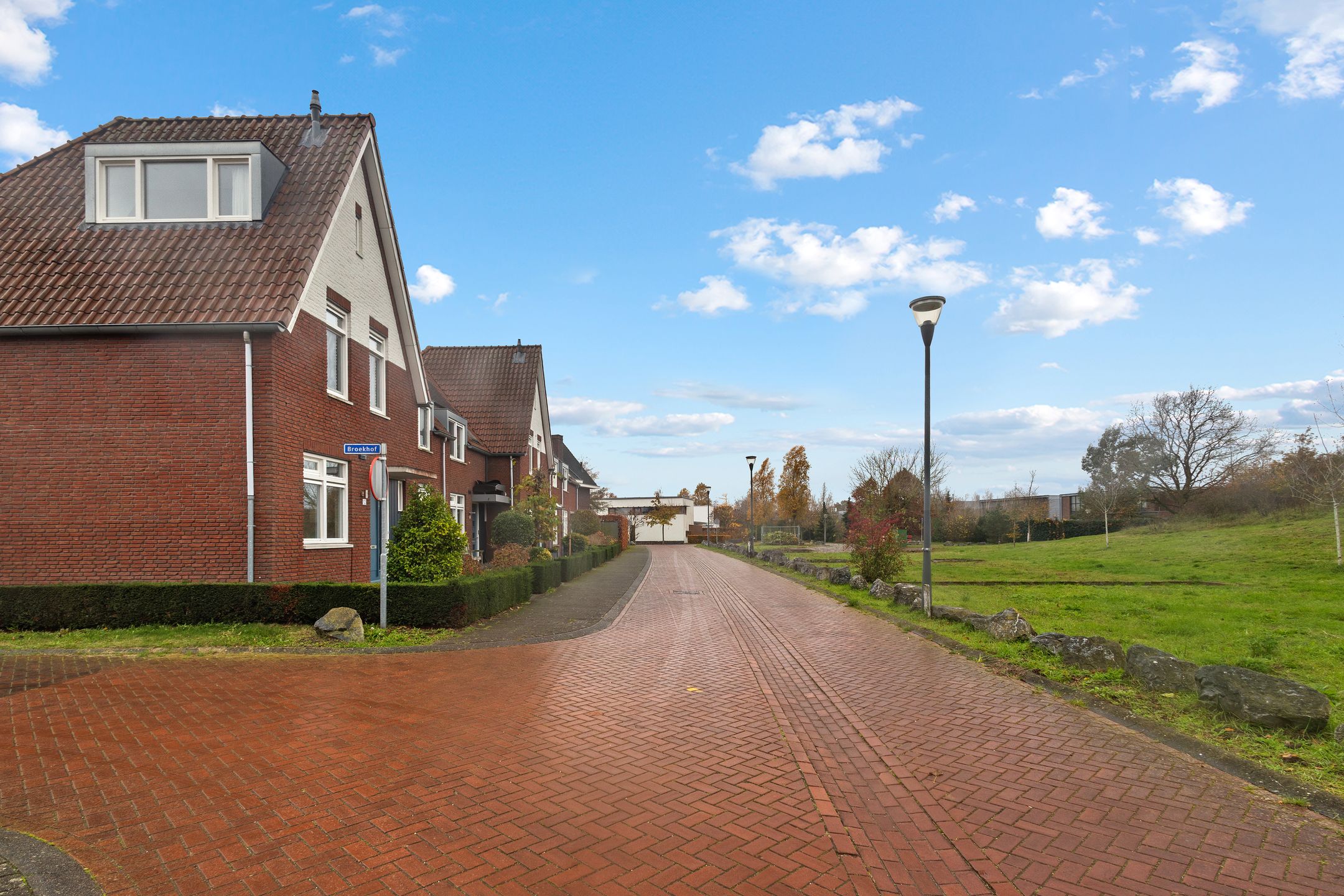 Photo 3 of Dijkbeemd 12