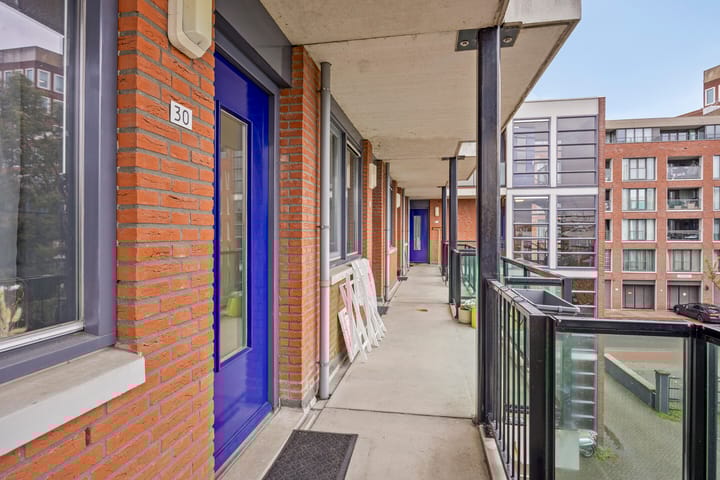 Foto 11 van Spoorstraat 30