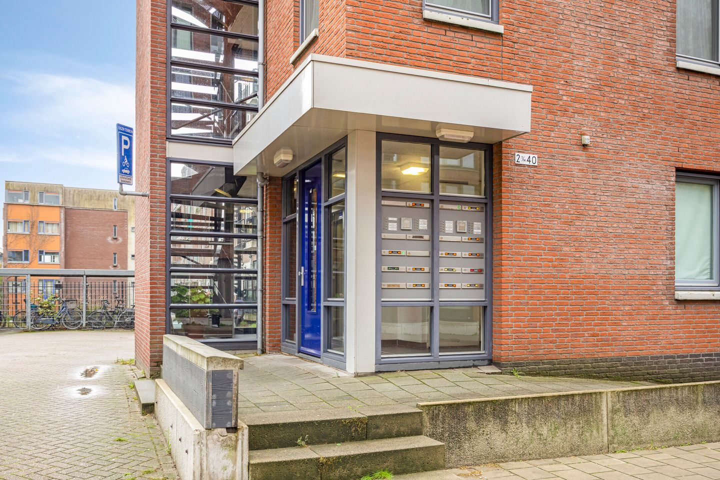 Photo 14 of Spoorstraat 30