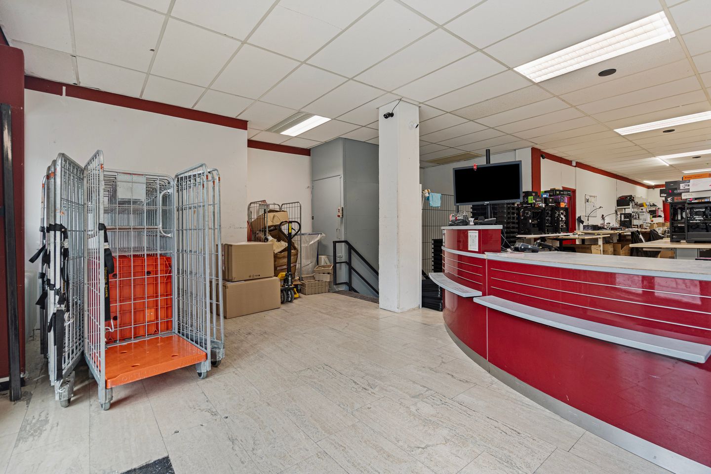 View photo 4 of Akerstraat 50