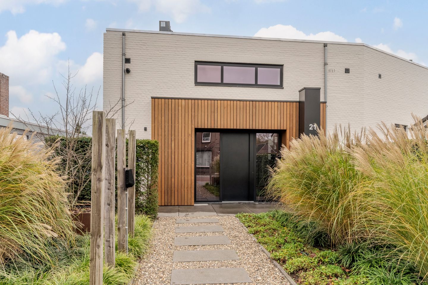 Photo 4 of Dorpstraat 21