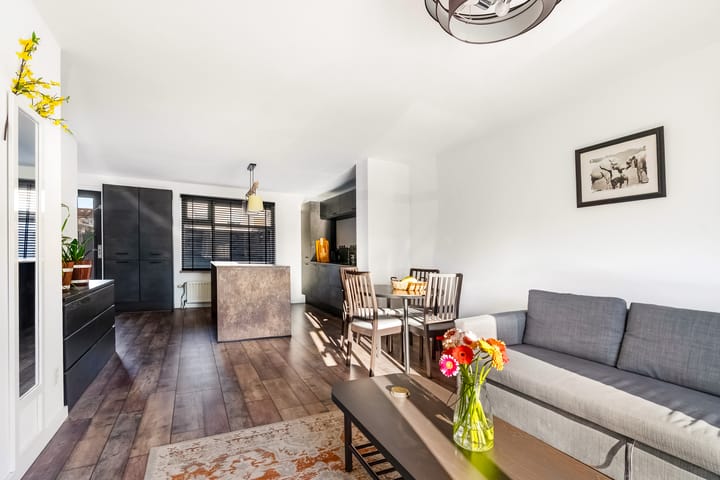 Photo 11 of Tarantellastraat 1