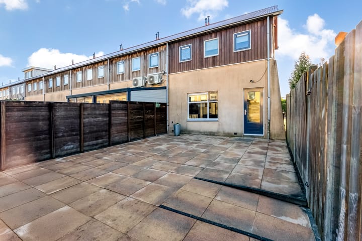 Photo 38 of Tarantellastraat 1