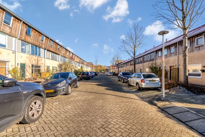 Photo 41 of Tarantellastraat 1