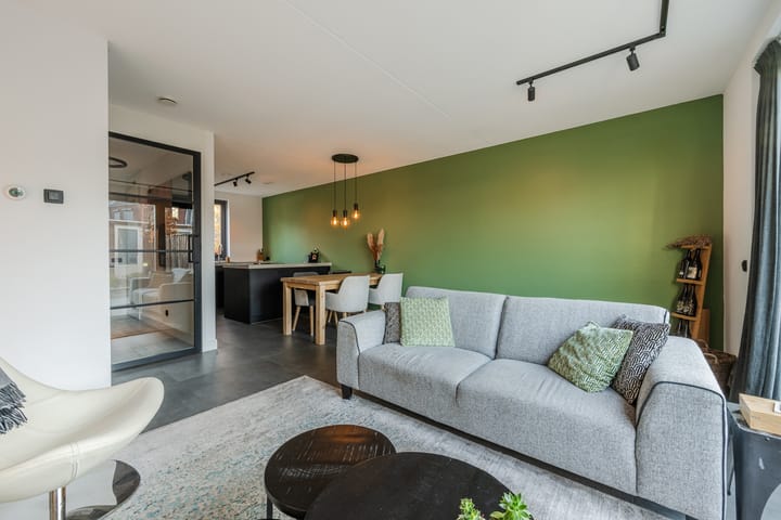 Photo 3 of Koolmeesstraat 27