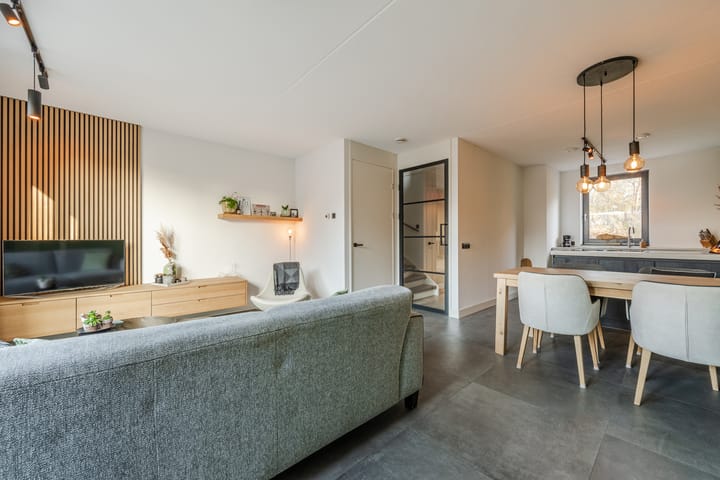 Foto 5 van Koolmeesstraat 27