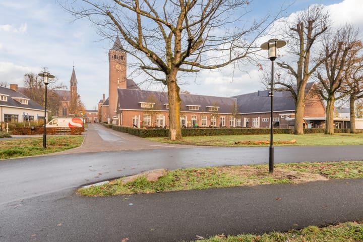 Foto 24 van Koolmeesstraat 27