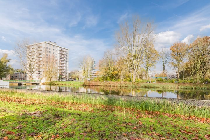 Photo 3 of Van Nijenrodeweg 14