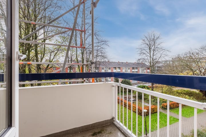 Photo 18 of Van Nijenrodeweg 14