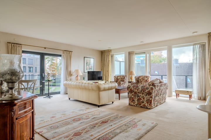 Photo 2 of Triade 51