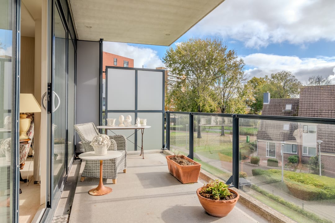 Photo 28 of Triade 51