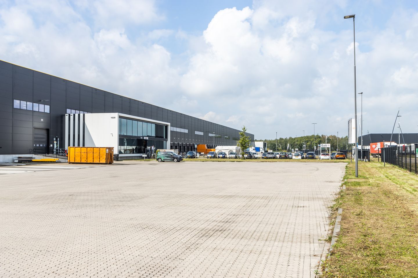 Bekijk foto 4 van Westfields 1020