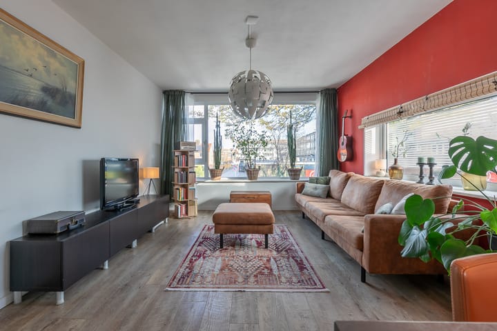 Photo 10 of Van Spilbergenstraat 29-A