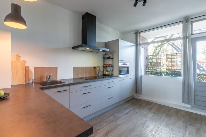 Photo 13 of Van Spilbergenstraat 29-A