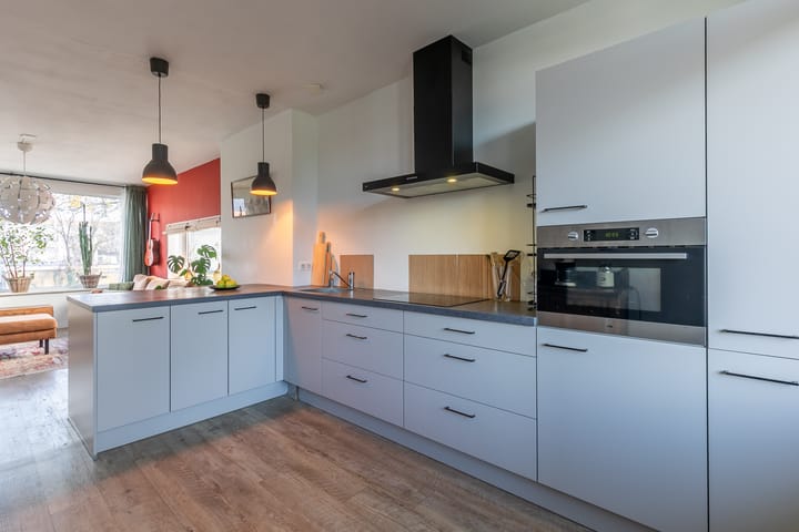 Photo 14 of Van Spilbergenstraat 29-A