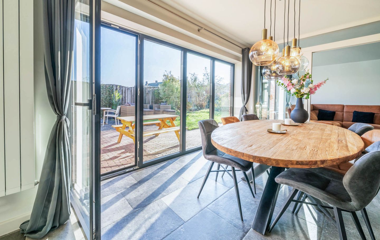 Photo 14 of Zuidstraat 1