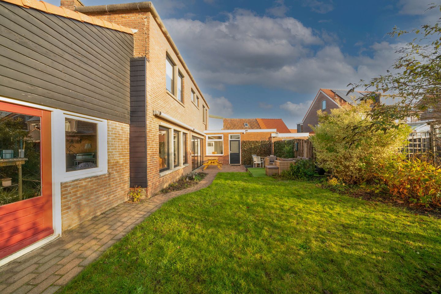 Photo 29 of Zuidstraat 1