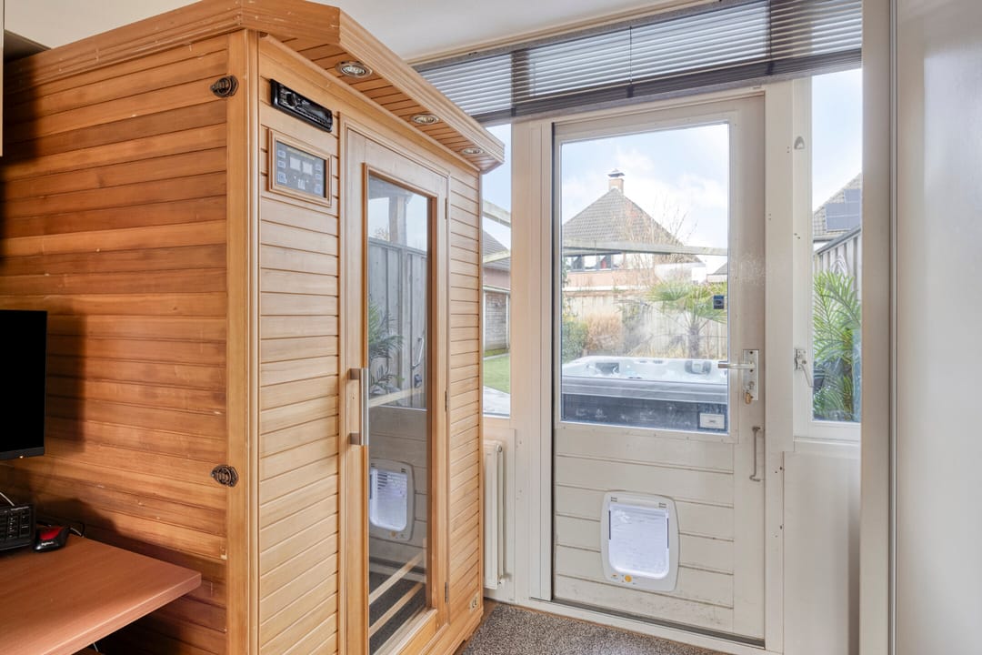 Photo 22 of Smientstraat 6