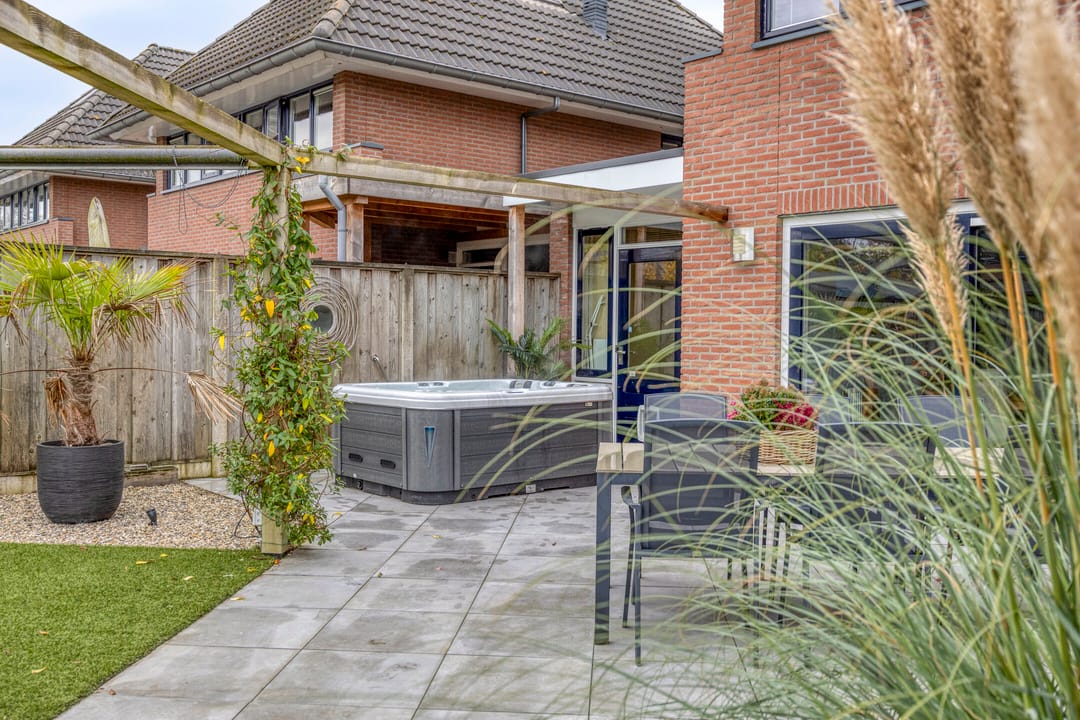 Photo 37 of Smientstraat 6