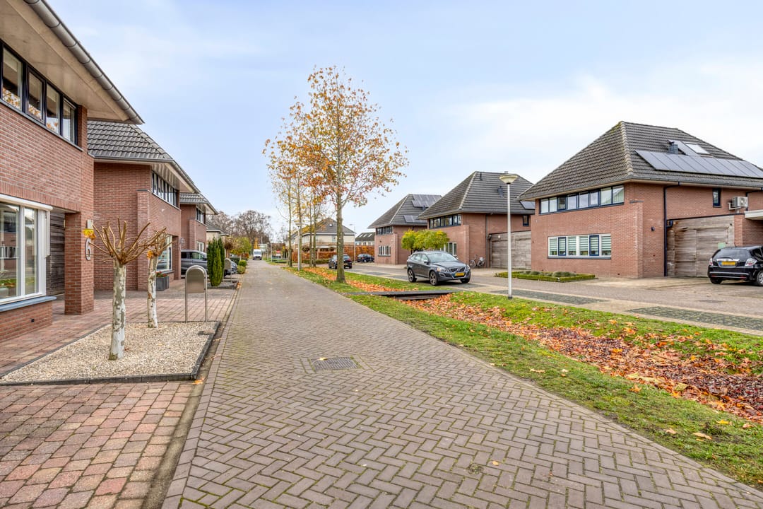 Photo 46 of Smientstraat 6