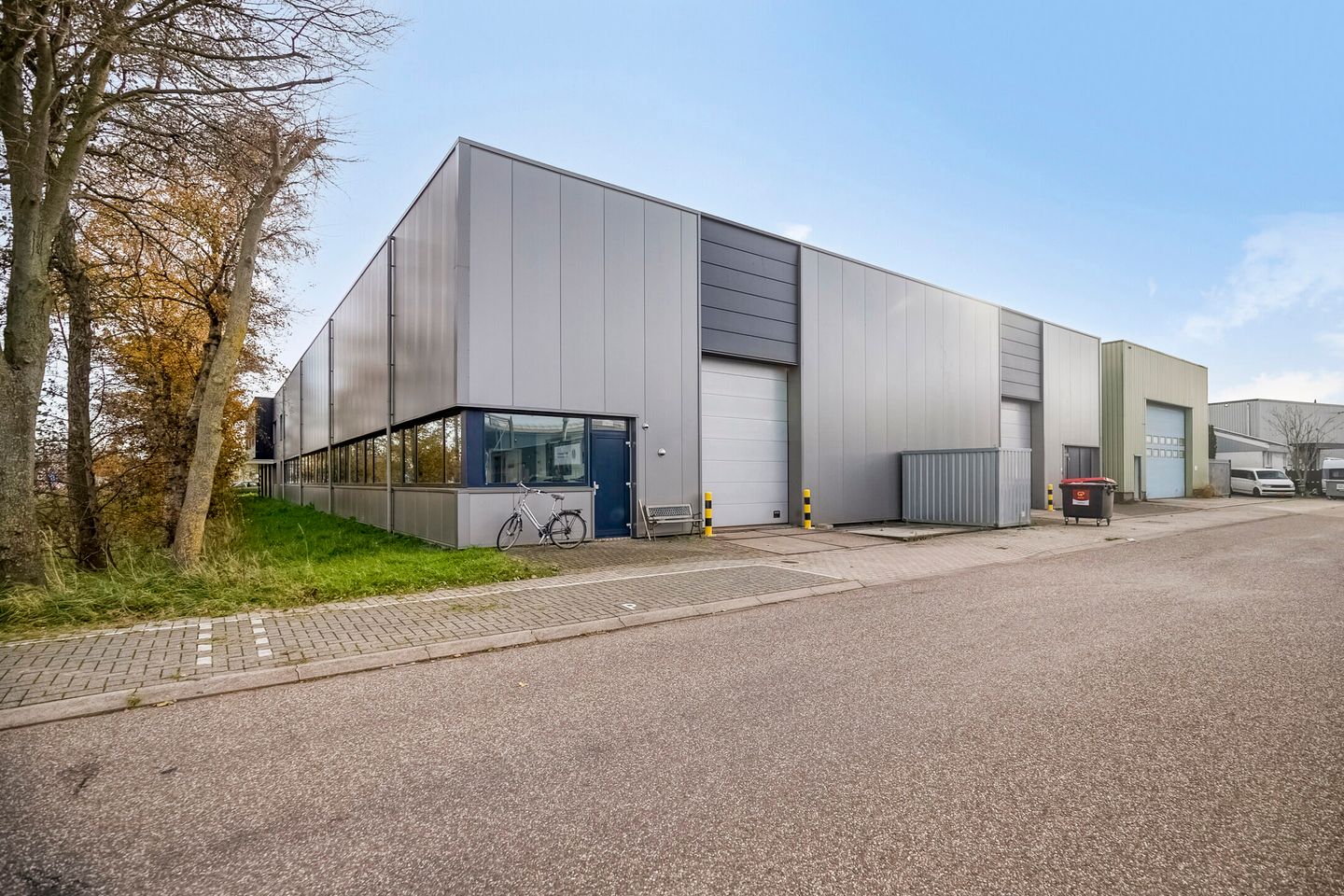 View photo 3 of Industrieweg 35