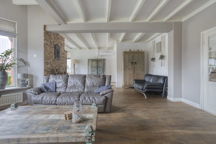 Photo 7 of Foarwei 112