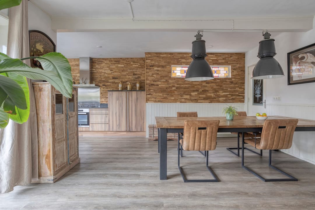 Photo 16 of Foarwei 112