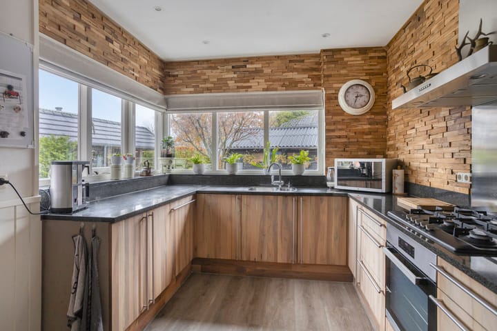 Photo 17 of Foarwei 112