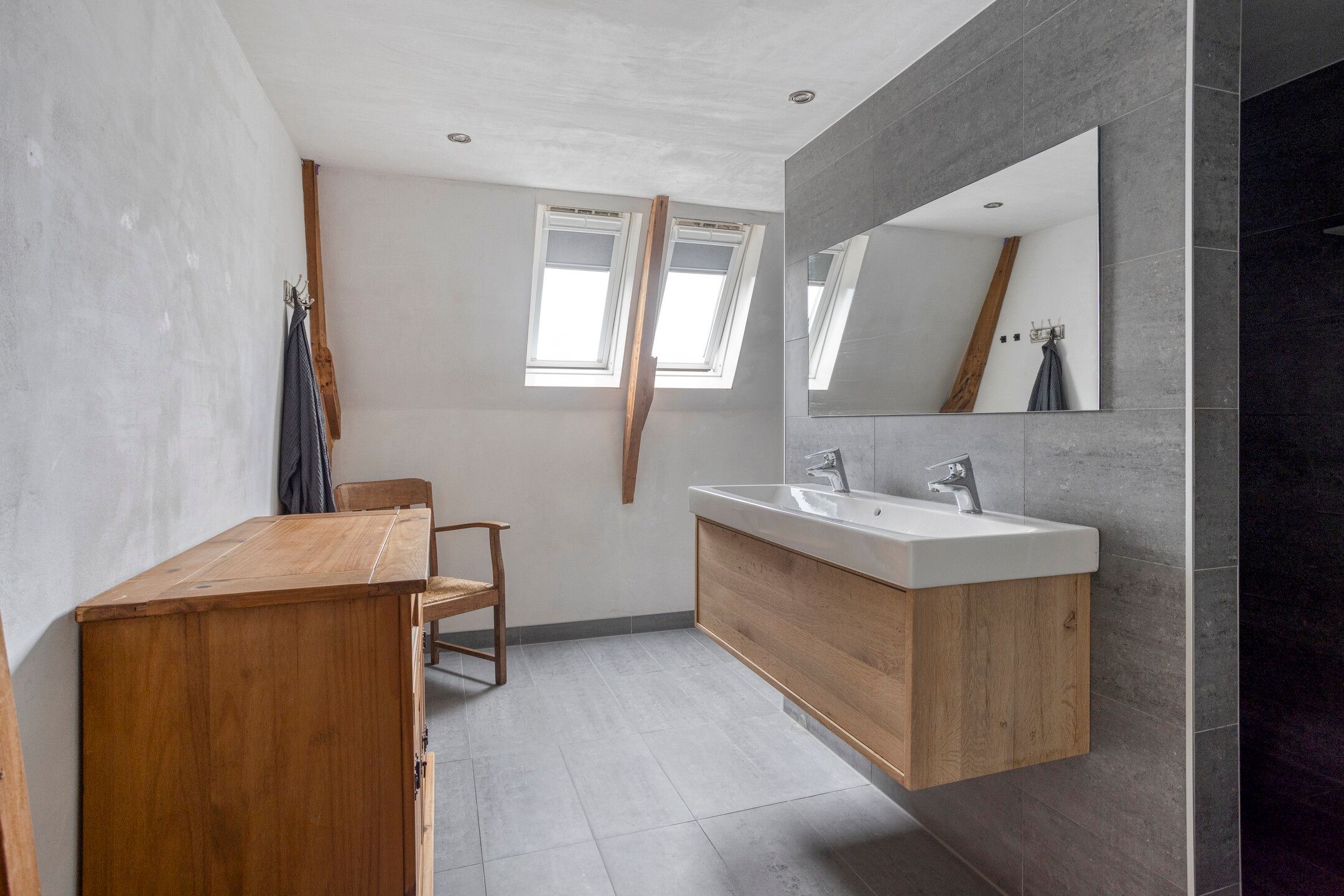 Photo 33 of Foarwei 112